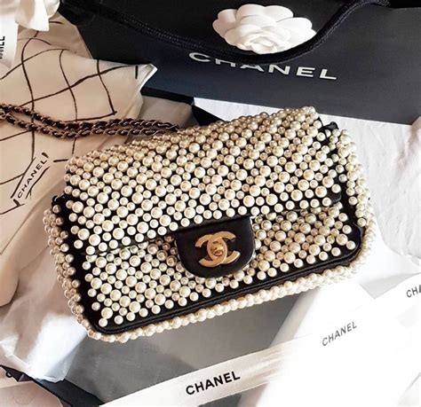 what is the cheapest chanel bag to buy|least expensive chanel bag.